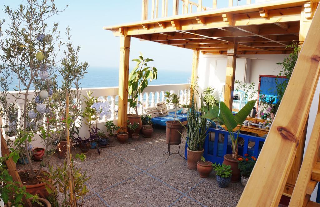 Sundesk Coworking And B&B Taghazout Exterior foto